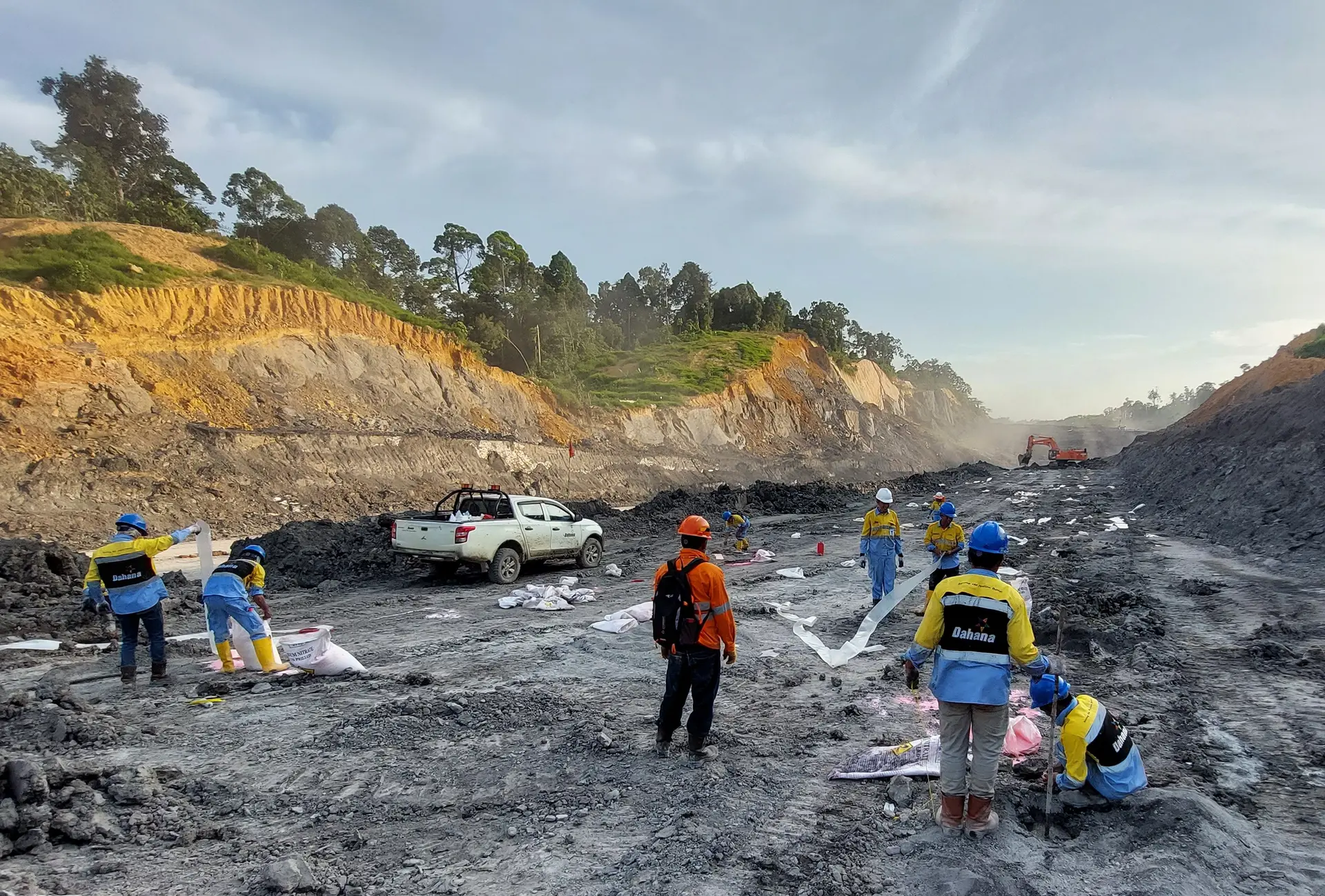 Saham CUAN Naik Daun: Direkomendasikan Beli Berkat Ekspansi PLTU 680 MW dan Lonjakan Batu Bara Metalurgi